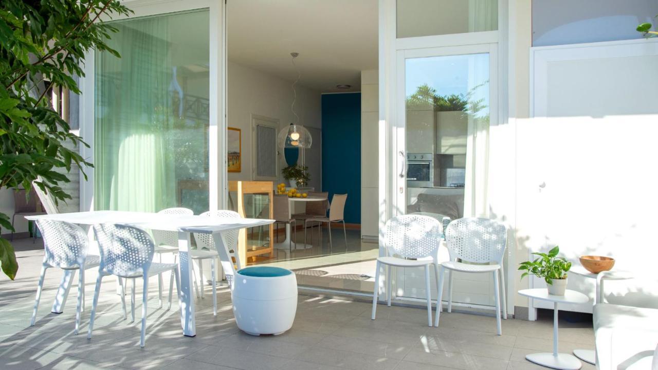 Marina Uno View Apartment Lignano Sabbiadoro Exterior photo